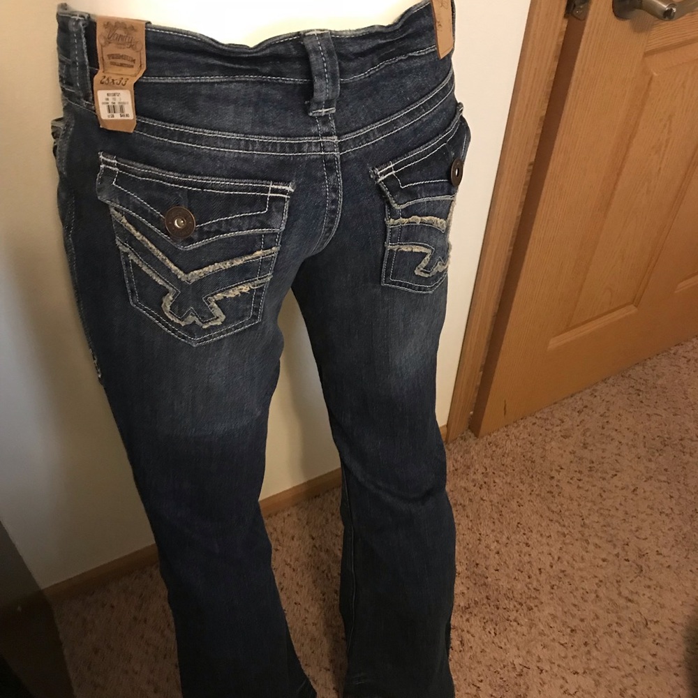 COPY - BNWT vanity denium